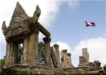 ថៃមិនស្វាគមន៍ ក្រុមអាវលឿង ធ្វើបាតុកម្មទាមទារ ប្រាសាទព្រះវិហារ