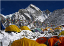 ទីតាំងបោះជំរុំភ្នំEverest នៅNepalនិងTibet