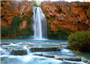 ទឹកធ្លាក់Havasu នៅArizona សហរដ្ឋអាមេរិច