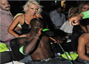 Balotelli លេងសប្បាយជាមួយ Paris Hilton