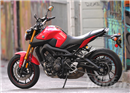 ម៉ូតូ Yamaha FZ-09Yamaha FZ-09 ស៊េរីថ្មី ឆ្នាំ២០១៤ ប្តូររូបរាងថ្មី មានកំលាំងម៉ាស៊ីន ៨៤៧សេសេ