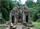 តាកែវ​ត្រូវបាន​គេ​ជឿ​ថា ជា​កន្លែង​កំណើត​នៃ​អារ្យធម៌​ខ្មែរ
