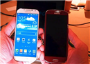 ទស្សនាវីដេអូ និងរូបភាព Galaxy S IV ប្រៀបធៀបរាងជាមួយ S III
