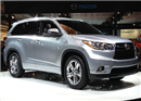 រថយន្ត Toyota Highlander ម៉ូដែលថ្មី បំពាក់ប្រព័ន្ធ Hybrid ស៊ីសាំងតិច