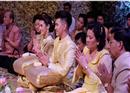 គង់ ច័ន្ទស្រី​មុំ រៀបមង្គលការ គគ្រឹកគគ្រែង ថ្ងៃនេះ ជិត ១០០តុ នៅសណ្ឋាគារ សូហ្វីតែល