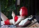 Sunny ពី Girls Generation ស្លៀកពាក់ឈុត bikini ដេកហាលថ្ងៃស្អាតអស់ទាស់