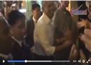 ប្រជាជនអាហ្សង់ទីន ក៏ធ្លាប់រិះគន់លោក អូបាម៉ា រឿងដោះចិញ្ចៀនទុកក្នុងហោប៉ៅ អំឡុងចាប់ដៃក្រុមអ្នកស្វាគមន៍