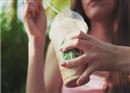 Starbucks ត្រូវ​ស្ត្រី​ជា​អតិថិជន​ ប្តឹង​ទារ​សំណង​៥​លាន​​ដុល្លារ ​ពី​បទ​លក់​ភេសជ្ជៈ ប្រើ​ទឹកកក​ច្រើន