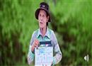 ចាំយូរណាស់ហើយមែនទេ? មានបានទស្សនាការសម្ដែងពីអ៊ីលក់សណ្ដែកដីចេះនិយាយ ៧ ភាសាឬនៅ? (វីដេអូ)